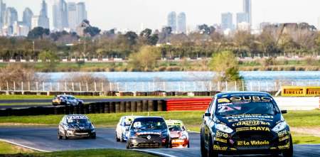 Turismo Pista: el artista internacional que revolucionó los boxes de Buenos Aires