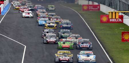 Comunicado de la CAF: un piloto de TC autorizado a cambiar de marca