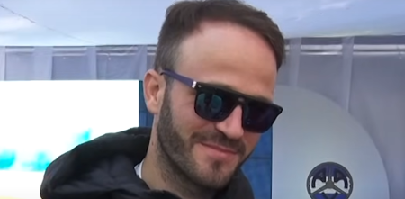 ¿En qué auto aprendió a manejar Canapino?