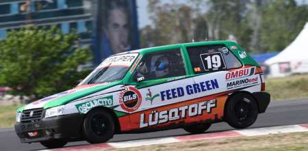 Turismo Pista: Suárez ganó entre los titulares en una accidentada final de Clase 1