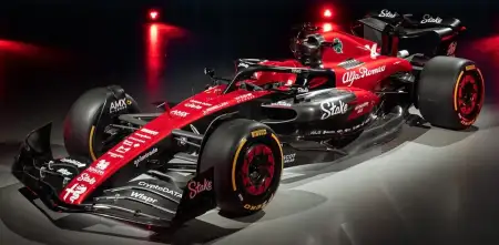 Sauber vuelve y rompe una tradición