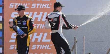 Pernia y su gran admiración por Rossi: “No hay muchos pilotos como Matías”