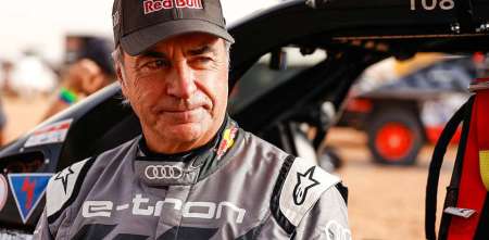 Sainz, en la previa del Rally Dakar 2024: “Solo tres o cuatro pilotos pueden conseguir la victoria”