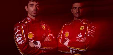 F1: Ferrari mostró el diseño de los buzos antiflamas de Leclerc y Sainz Jr.
