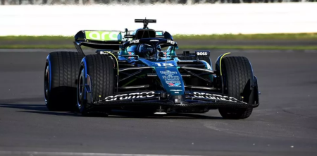 F1: el nuevo Aston Martin ya salió a pista en Silverstone