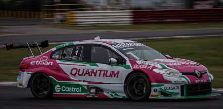 TC2000: Leonel Pernía dominó el segundo entrenamiento en Buenos Aires