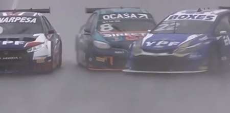 TC2000: ¿Qué dijo Tiago Pernía sobre el toque con Méndez?