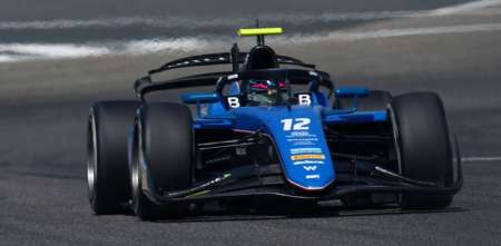 F2: Colapinto completó el primer día de pruebas en Barcelona