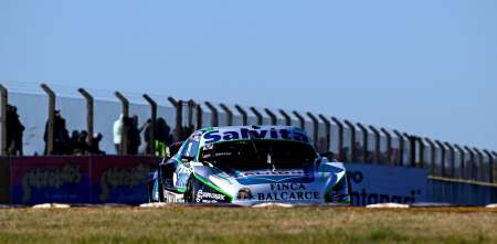 Ciantini le dio la última pole al JP Carrera en el TC