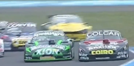 TC: Mazzacane tuvo una gran largada y pasó por afuera a Chapur en la segunda serie