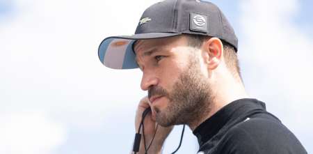 IndyCar: "No lo puedo creer" La bronca de Canapino con el problema de su auto en plena clasificación