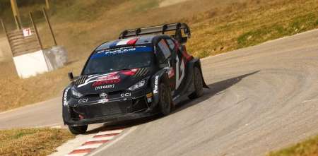 WRC: Ogier cerró el primer día como líder del Rally de Italia