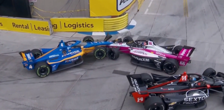 IndyCar: Castroneves y Simpson protagonizaron un aparatoso choque en Detroit