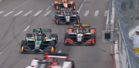 IndyCar: buena maniobra de Canapino para superar a Fittipaldi en Detroit