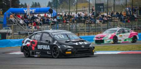TC2000: Rossi y Capurro largarán adelante en Rosario