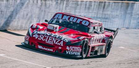 TC: la intensa noche de Catalán Magni en Rafaela para reparar el motor del Ford