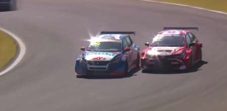 TCR South America: ¡La maniobra de la carrera! Duelo de argentinos en Velocitta