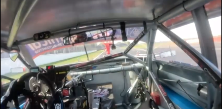 Una vuelta a bordo de un Procar 4000 en el circuito 12 de Buenos Aires