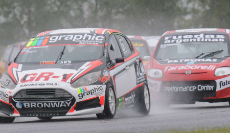 Bucci le ganó al agua