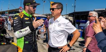 Canapino explicó el funcionamiento del nuevo sistema híbrido de la IndyCar