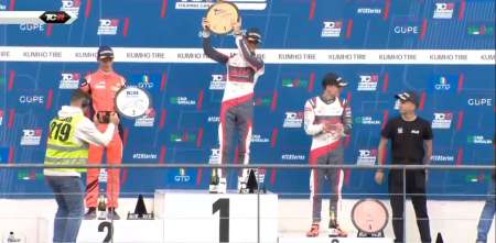 TCR Europe: así sonó el himno argentino en el podio tras la victoria de Montenegro en Spa