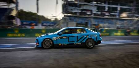 FIA TCR World Tour: Urrutia se quedó con el Shakedown en El Pinar