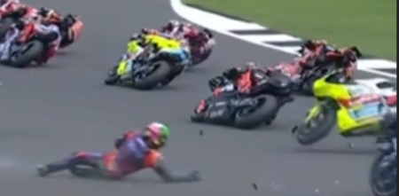MotoGP: las caídas de Morbidelli y Bezzecchi en el comienzo del Sprint en Silverstone