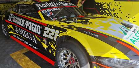 TC en Buenos Aires: el Mustang del Gurí Martínez ya está en los boxes