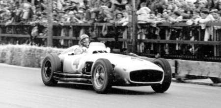 F1: el recuerdo de Mercedes al campeonato de Fangio