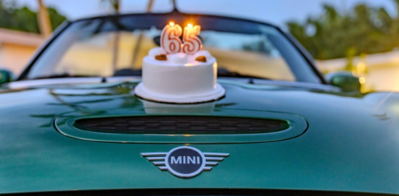 MINI cumple 65 años: más allá del tradicional 3 puertas…