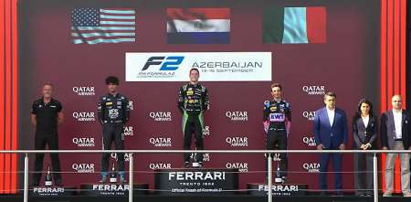 F2: el himno de Paraguay sonó en el podio en Azerbaiyán de la mano de Duerksen