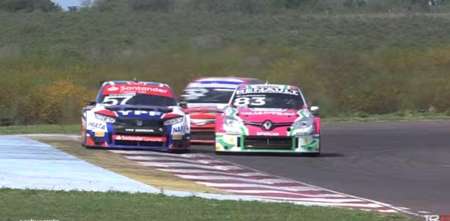 TC2000: la batalla entre Vivian y Aldrighetti por el segundo puesto en la Carrera 1 en Concepción