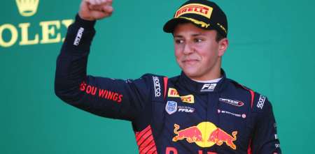 F1: Hadjar reemplazará a Verstappen en los FP1 del GP de Abu Dhabi