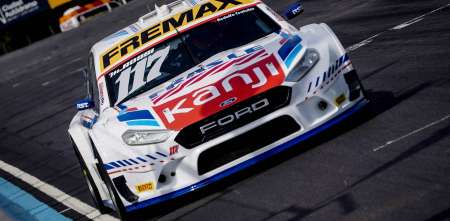 Top Race: Matías Rossi logró la pole y descontó puntos en la definición