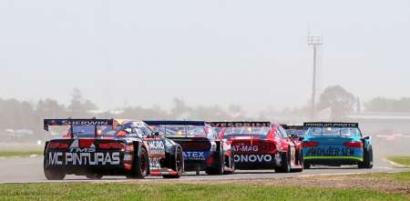 TC: un equipo avanza en la construcción de un flamante Mustang