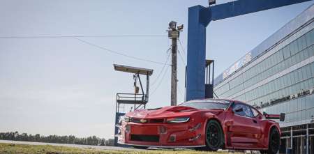 TC: Impiombato probó el nuevo Camaro para 2025: "Anduvo todo espectacular"