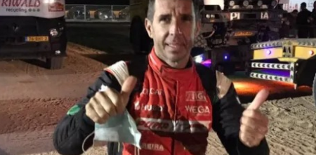 El día que el Pato Silva durmió con los camellos en pleno desierto en el Dakar 2022