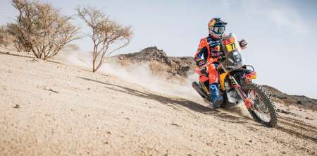 Dakar 2025: Luciano Benavides y el líder Sanders avanzan por la Etapa de 48 Horas