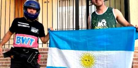 Corrió una maratón disfrazado de Colapinto y el piloto argentino le mandó un mensaje, ¿Qué le dijo?