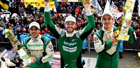 Martín Ponte, el piloto que estafó a una nene con leucemia, tiene dos victorias en el TC