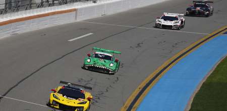 IMSA: Varrone y Pérez Companc luchan por la victoria en la recta final de las 24 Horas de Daytona