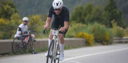 El ciclismo, el hobby de Lautaro de la Iglesia que lo hizo crecer en el automovilismo