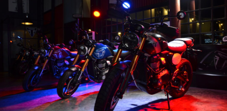 Triumph presentó en el país las nuevas Speed 400 y Scrambler 400X