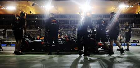 F1: Red Bull cometió errores en los boxes y Verstappen explotó de bronca