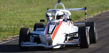 Fórmula Nacional: Pedro Mariezcurrena giró con el MR Racing en Buenos Aires