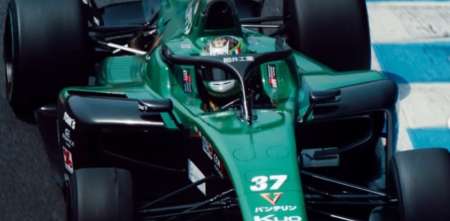 Sacha Fenestraz terminó octavo en la primera carrera en Motegi de la Super Formula