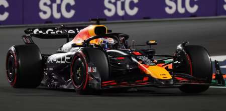 F1: Verstappen mostró su jerarquía y se llevó una electrizante clasificación en el GP de Arabia Saudita