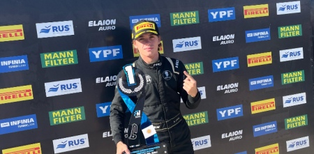 Fórmula Nacional: Álvarez Castaño dominó la primera final en San Nicolás