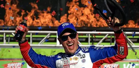 NASCAR: Logano obtuvo su primera victoria del 2025 en Texas