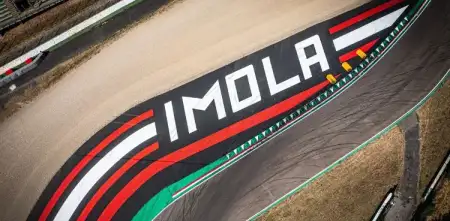 F1: ¡Atención Colapinto! Así es una vuelta a bordo en el circuito de Imola